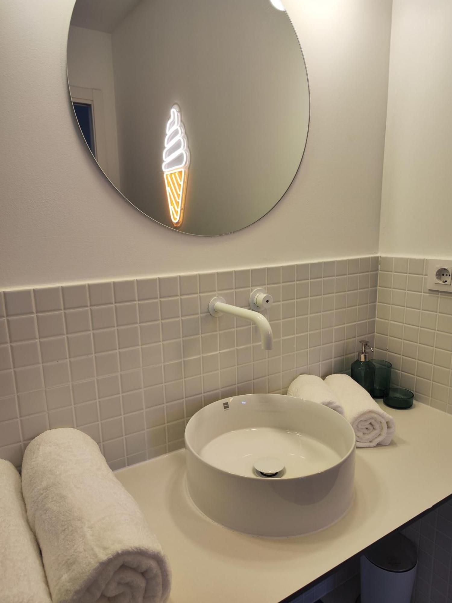 Carisan1 6 Min To Beach Modern Bright Valencia Ngoại thất bức ảnh